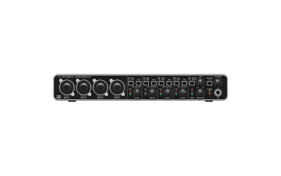 Behringer UCM404HD
