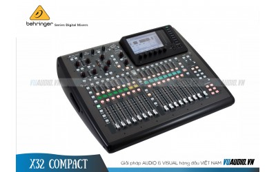 Behringer X32 COMPACT